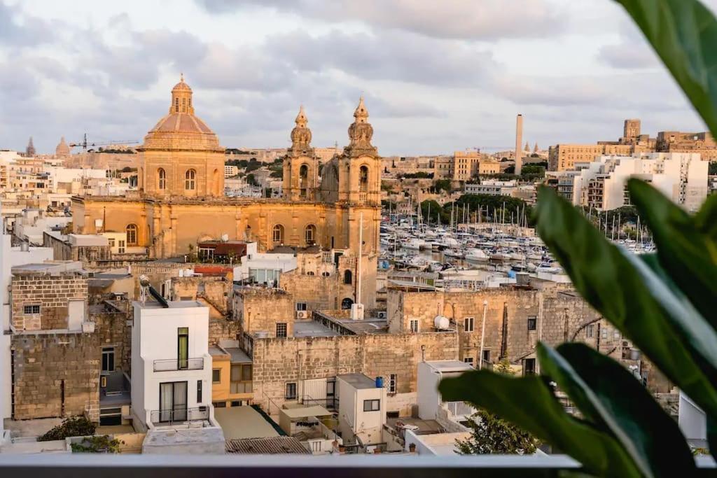 Apartamento Luxurious & Stylish Penthouse With Private Pool Msida Exterior foto